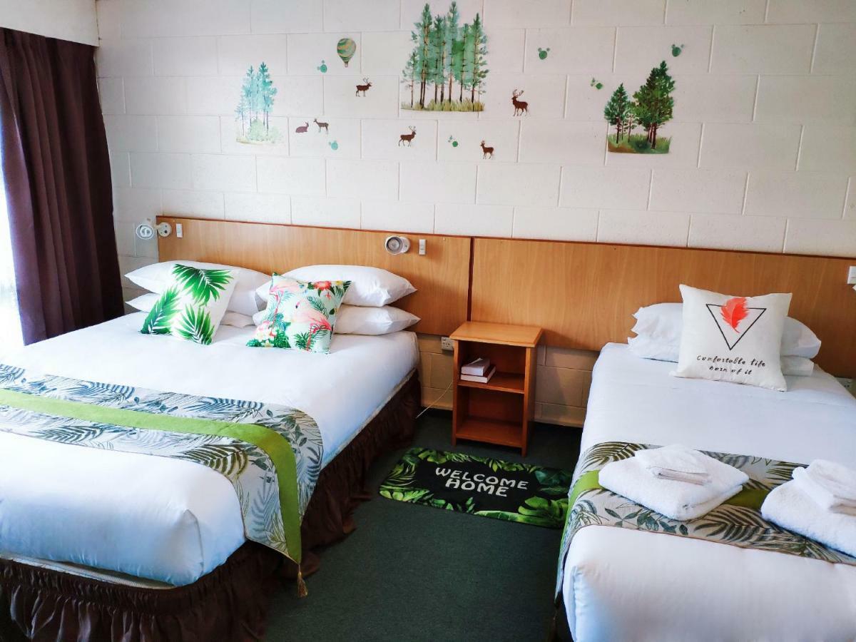 Junction Motel Sanson-Truck Motel Bagian luar foto